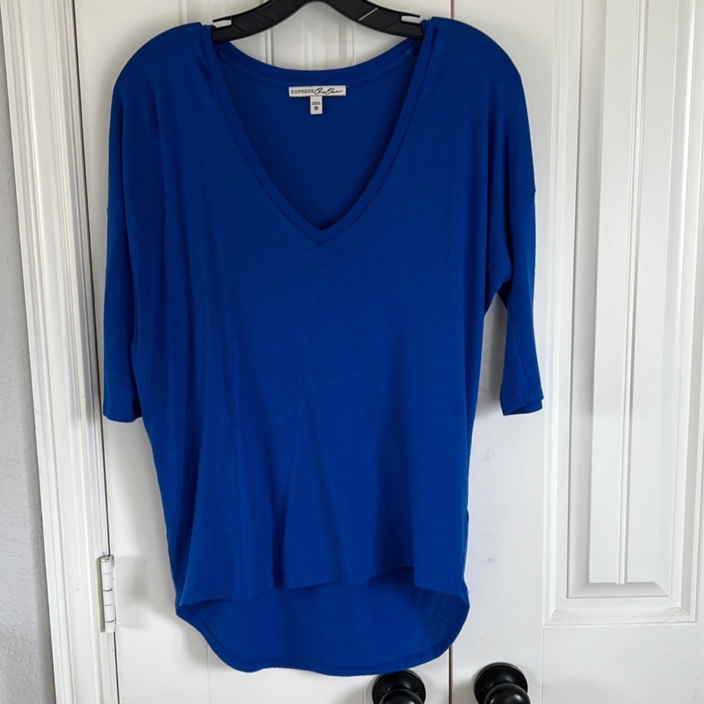 XS Express deep v tee